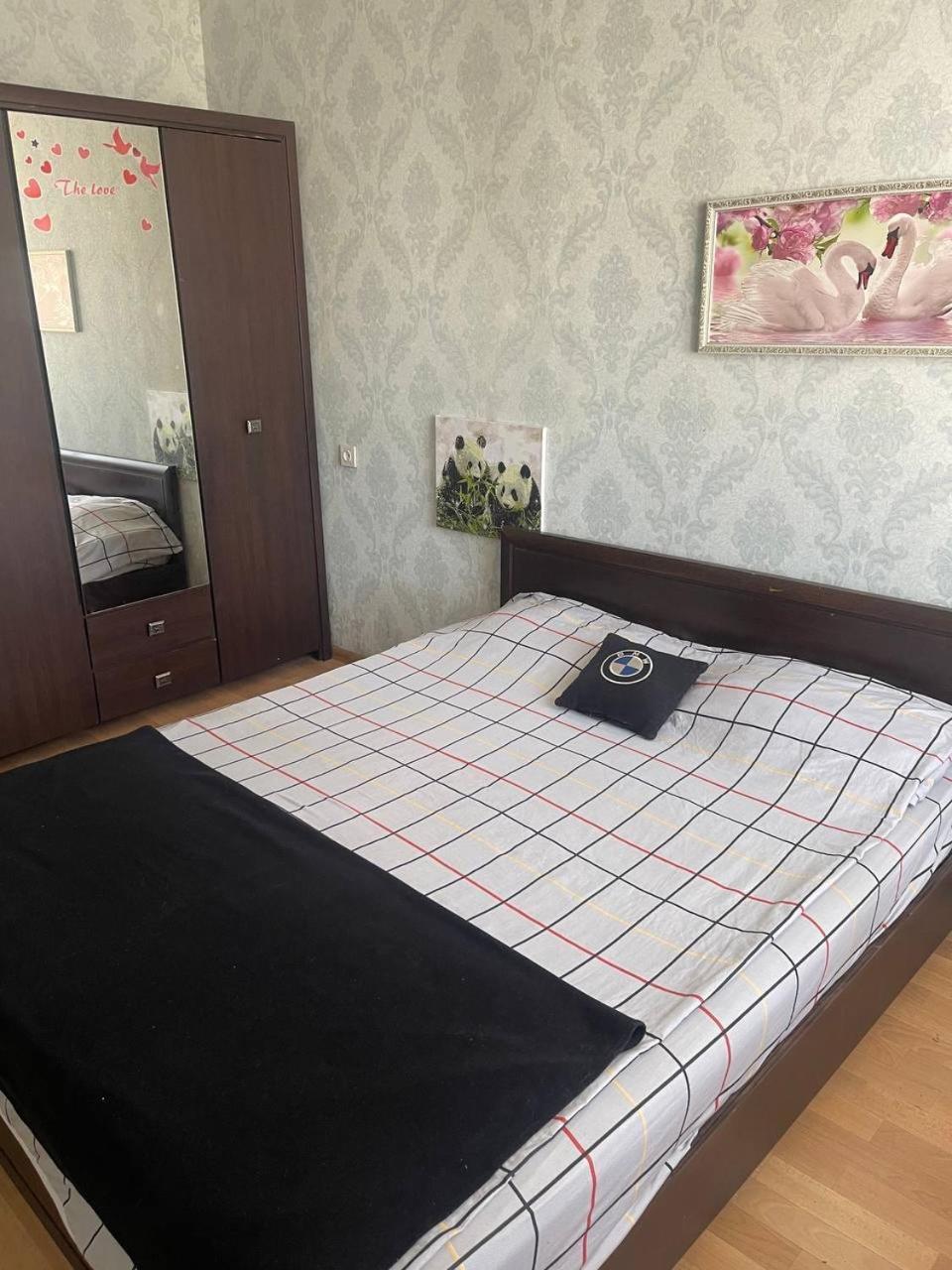 Apartment in the city centre Dnipro Luaran gambar